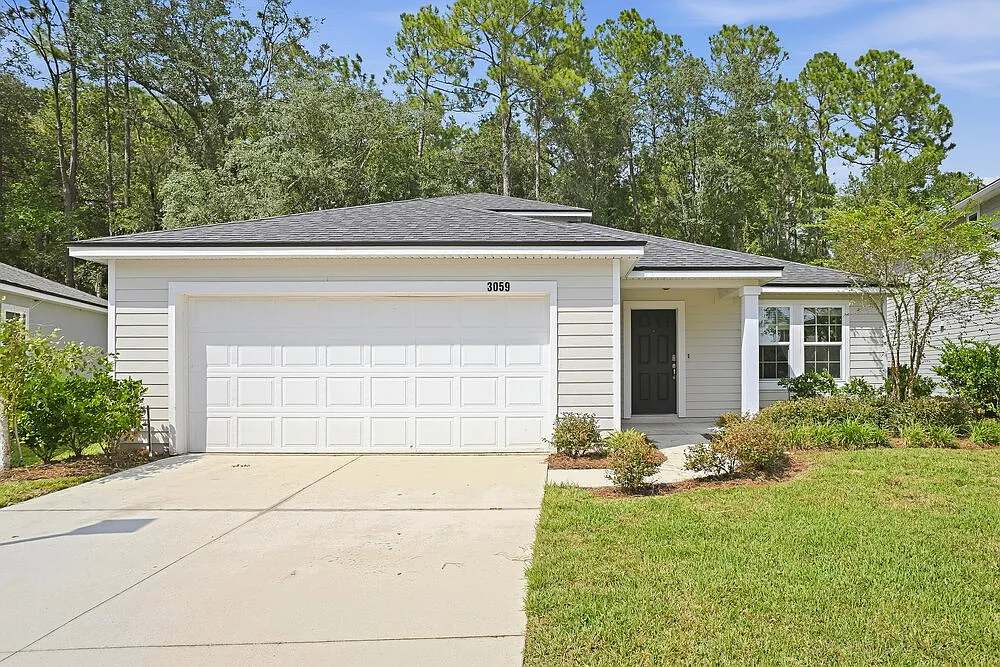 3 bed, 3.0 bath, 2286 sqft, $2,490 — Photo 1
