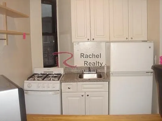 Rented by Rachel Realty | media 32