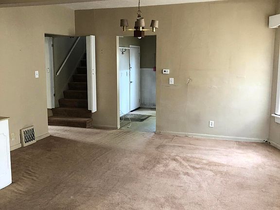 2nd image of 2112 Ave A
