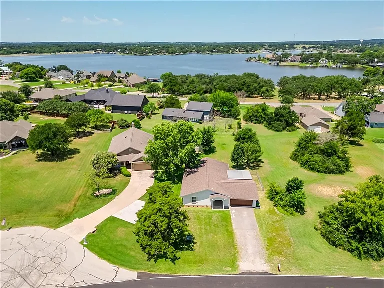 104 Pontiac Dr — Photo 31