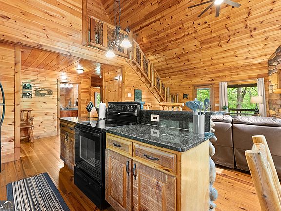 5th image of 53 Elm Ridge Dr