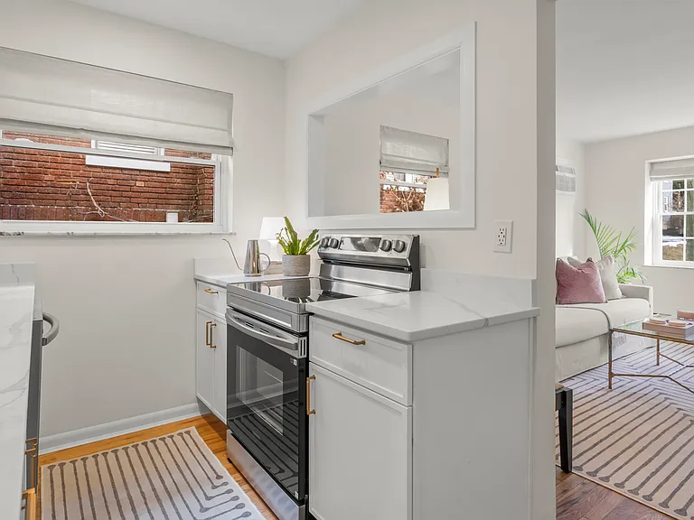 1213 Paxton Ave #2 — Photo 7