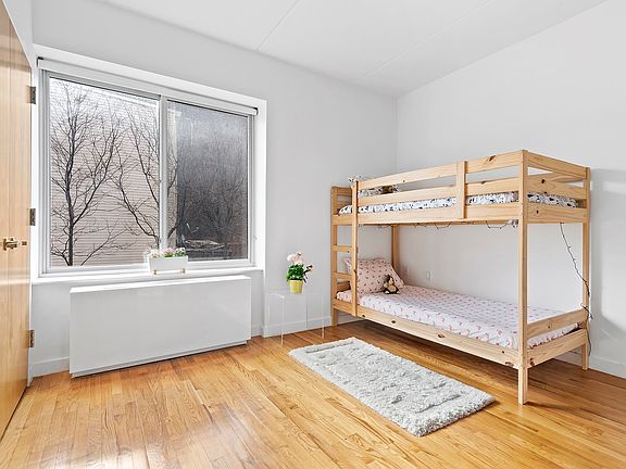 4th image of 892 Bergen St #2A