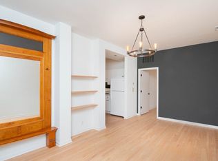 841 N Maplewood Ave #J04P, Chicago, IL 60622