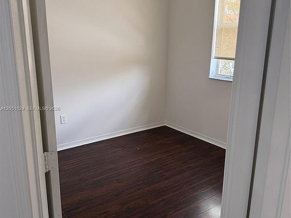 2nd image of 906 SW 143rd Ave