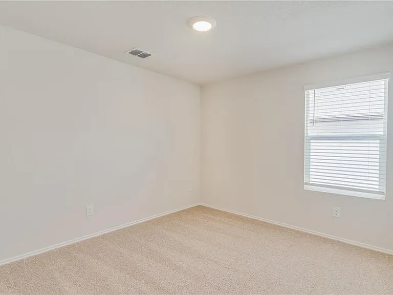821 Indigo Way — Photo 10