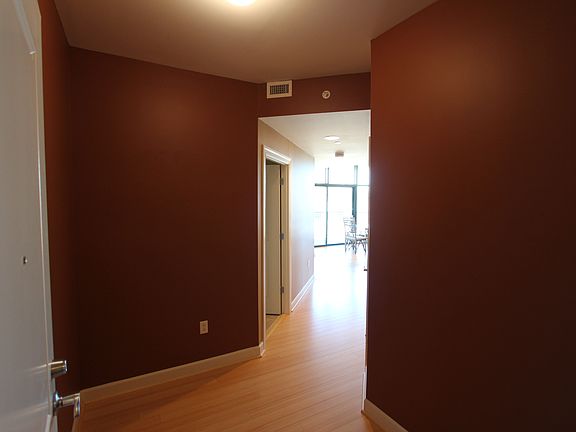 entrance and foyer to unit