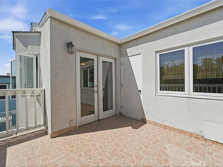 1924 Loma Dr — Photo 36