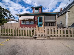 91 Fairview Ave, Pawtucket, RI 02860