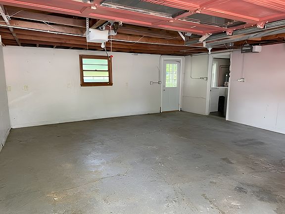 5th image of 3533 Ashland Ave