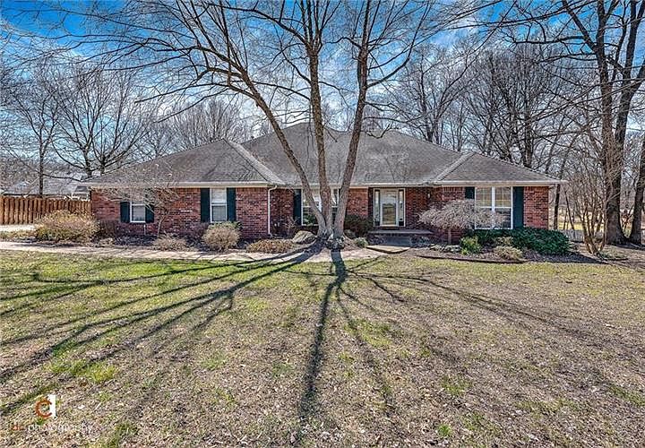 1st image of 2716 W Seminole Dr