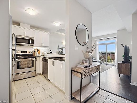 4th image of 2 Colonial Dr #403