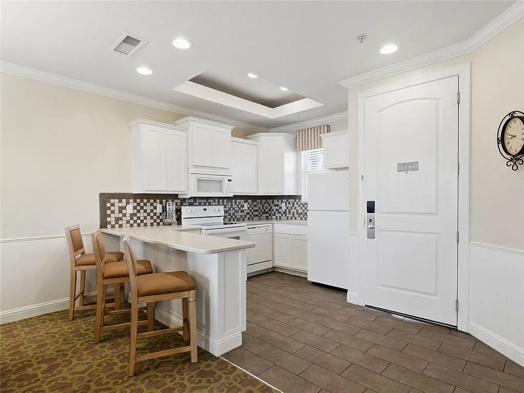 2 bed, 2.0 bath, 1312 sqft, $1,550 — Photo 3