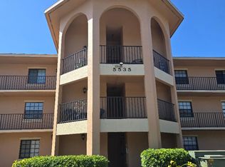 5535 Rattlesnake Hammock Rd APT 302, Naples, FL 34113