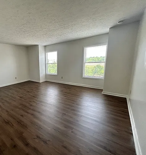 204 Marshall Ave #11 Photo 1
