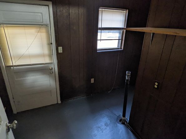 2136 W Irving, 2136 W Irving St, Wichita, KS 67213