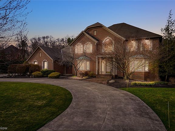 2nd image of 32515 Brighton Park Blvd