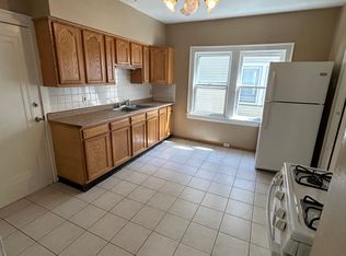 2115 Brown Rd #1, Lakewood, OH 44107