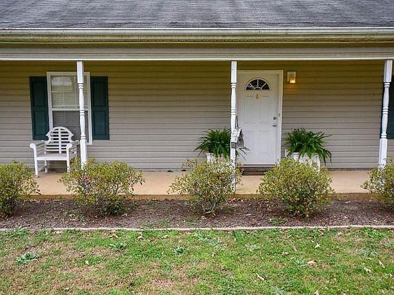 2nd image of 135 Lee Road 2073