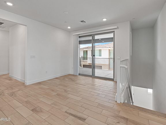 4th image of 2121 W SONORAN DESERT Drive #14