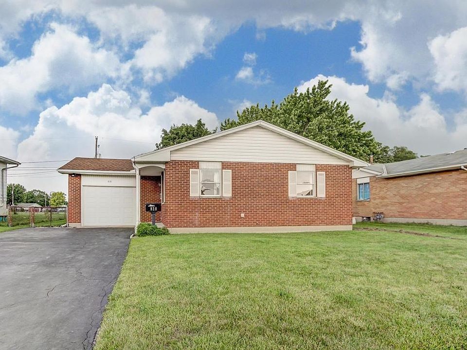 1st image of 818 Brookdale Dr