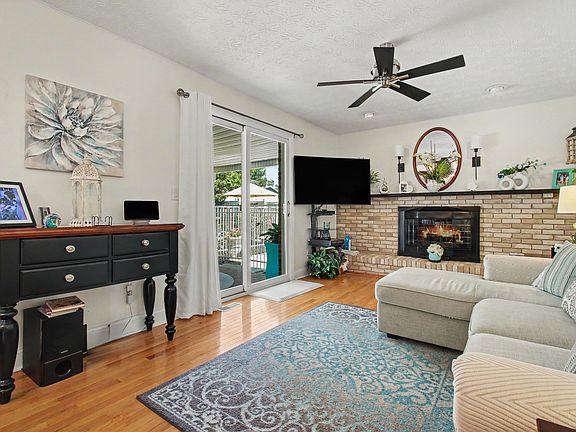 5th image of 808 Eastland Dr