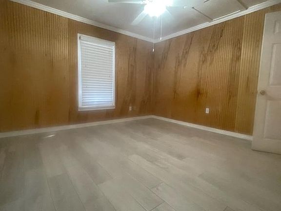 2nd image of 506 Sellers St