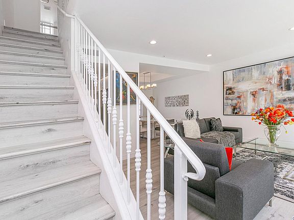 3rd image of 6064 Hazelhurst Pl Unit 4