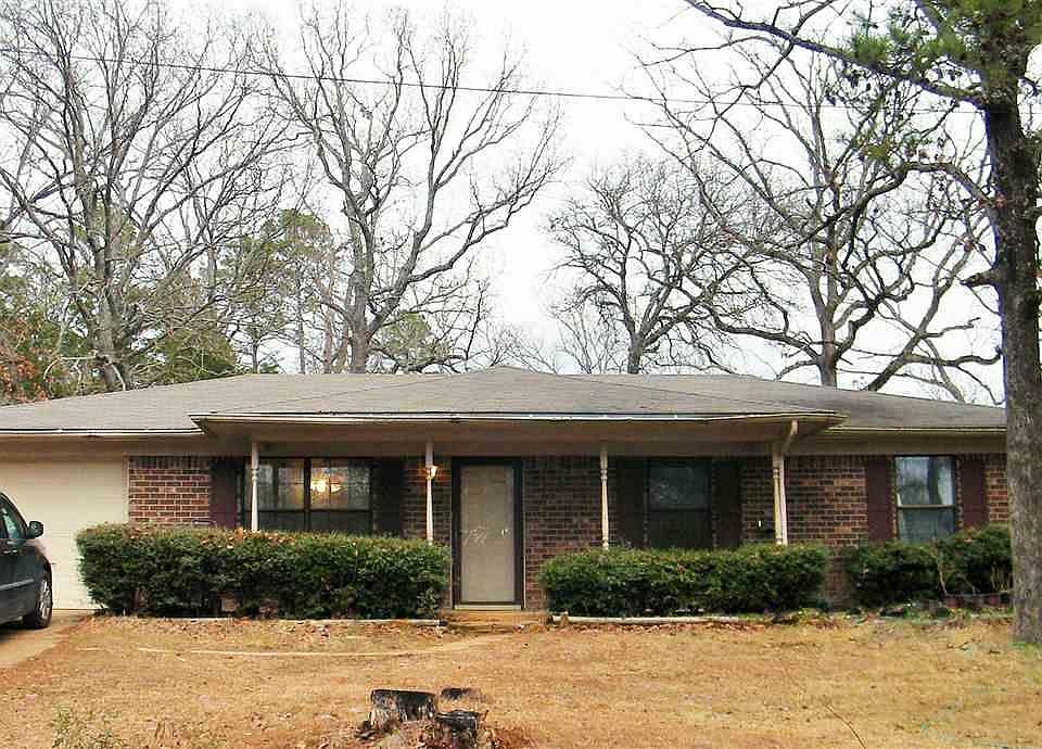 1st image of 10549 Rolling Pines Dr