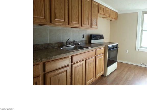 2nd image of 476 Canova Dr