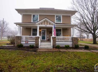 704 S 4th St, Osage City, KS 66523