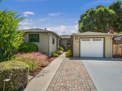1142 Hollyburne Ave, Menlo Park, CA, 94025