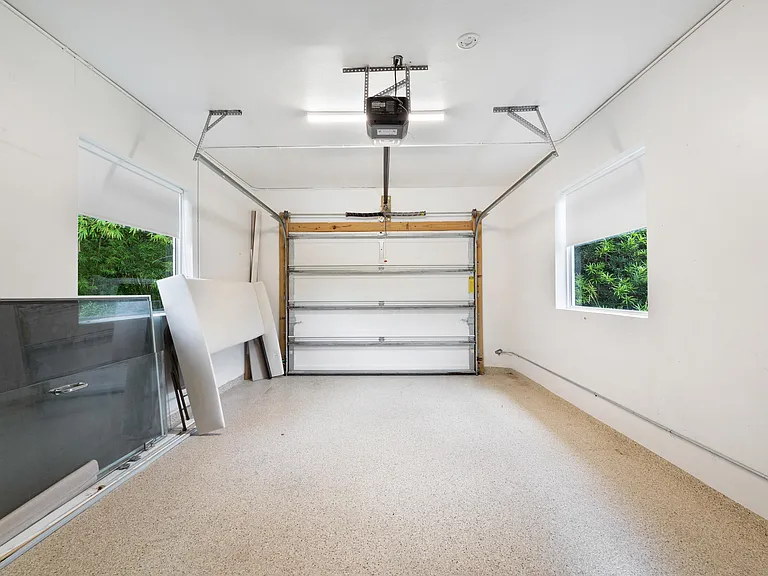 3415 N Flagler Dr — Photo 41