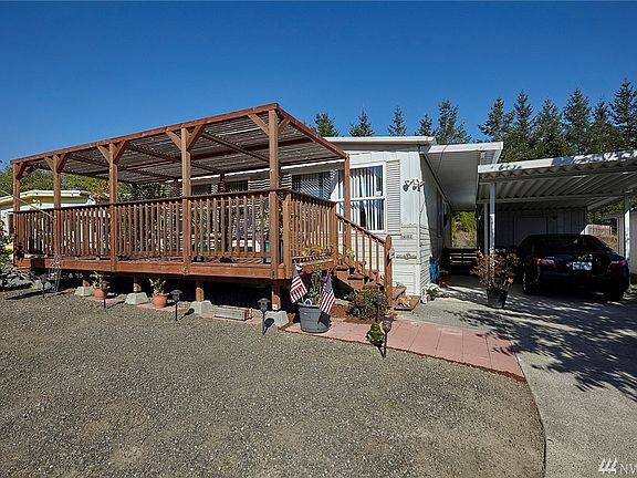 4th image of 1319 SE Carl Pickel Dr