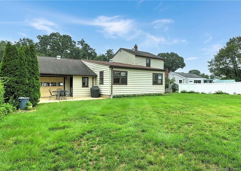 49 Baxter Ln, Milford, CT 06460 MLS 170585620 Zillow