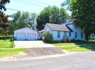 40 Railroad St, Casnovia, MI 49318
