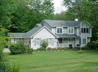 11460 Woodiebrook Rd, Chardon, OH 44024