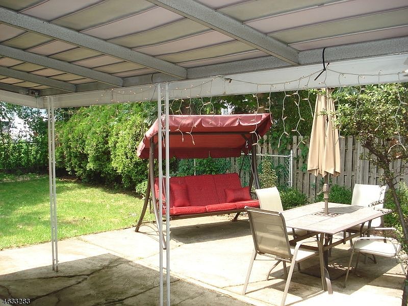 2nd image of 5185 E Oakwood Dr
