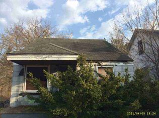 12074 Findlay St, Detroit, MI 48205