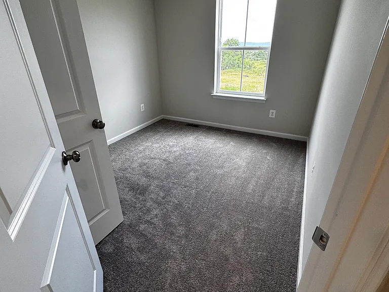 1233 Cedar Valley Rd — Photo 24