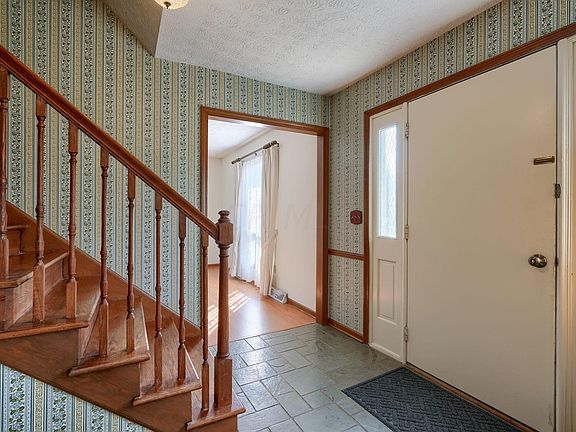 4th image of 13668 Stonehenge Cir