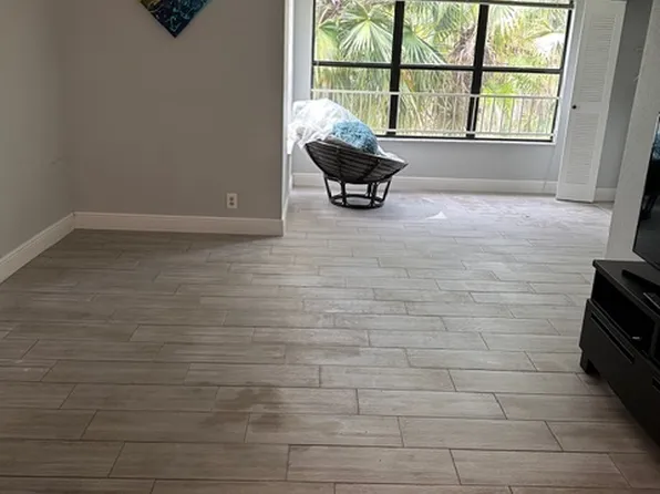 2986 S University Dr APT 8207, Davie, FL 33328