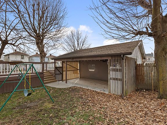 4th image of 105 Cypress Avenue