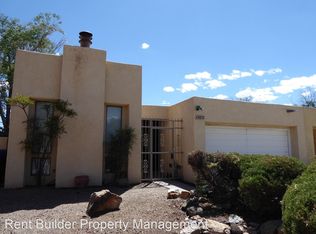 2832 El Cerquito Ct NW, Albuquerque, NM 87120
