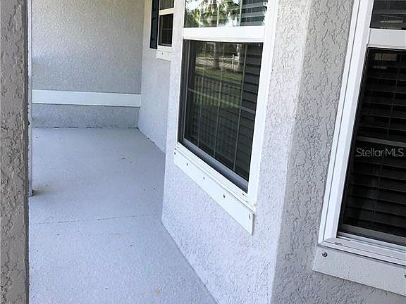 3rd image of 103 Broadmoor Ln