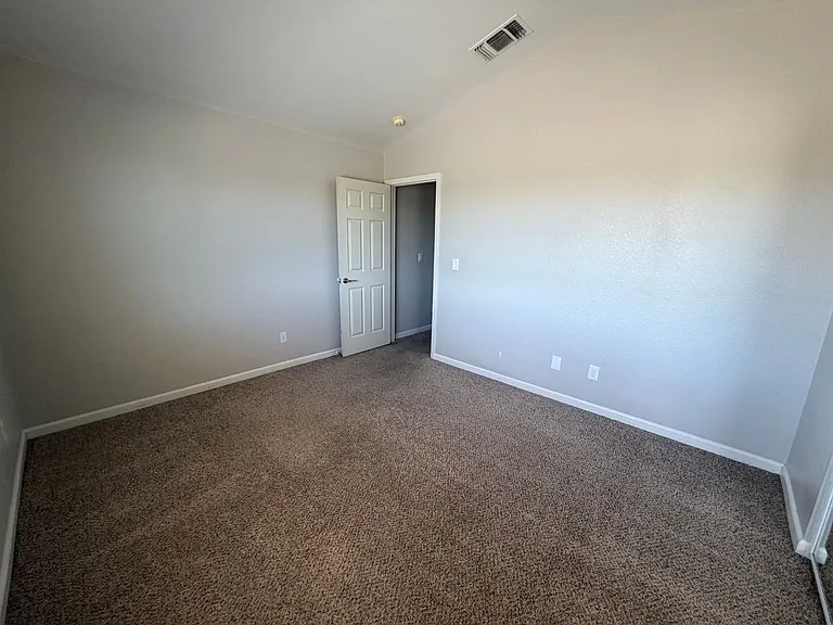 1613 Little Rock Cir — Photo 12