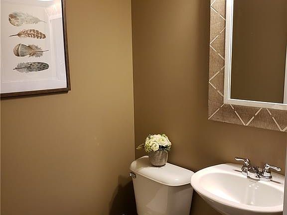 4th image of 29090 Pembrooke Blvd