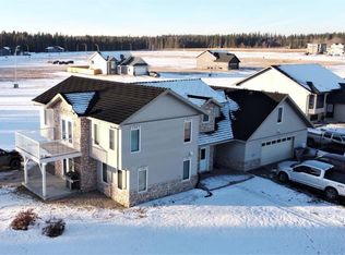 1506 42nd St, Edson, AB T7E0A5