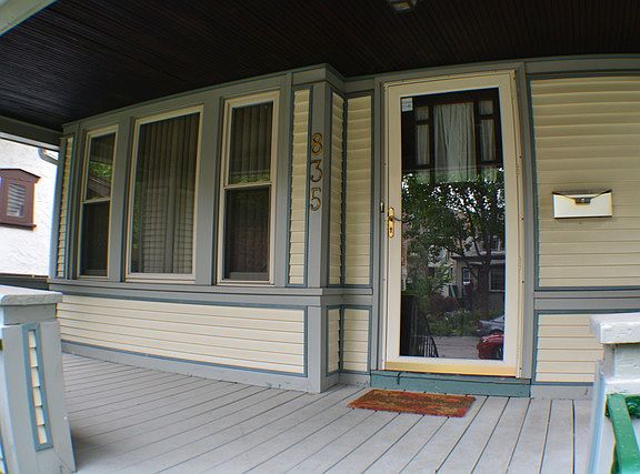 2nd image of 835 S Wesley Ave