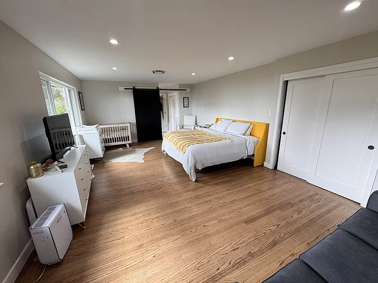 3131 Robinson Dr — Photo 19